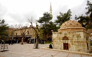 Şems iTebrizîCamiiveTürbesi