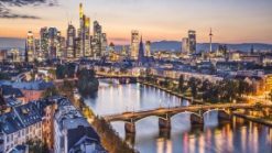 Almanya Frankfurt Gezilecek Yerler