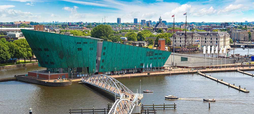 Amsterdam Gezilecek Yerler (40+ Yer) 31 NEMO Bilim Müzesi