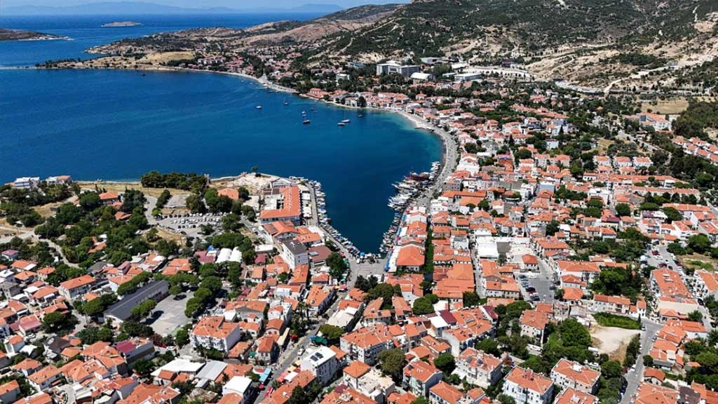 Eski Foça Gezilecek Yerler Eski Foça Gezilecek Yerler